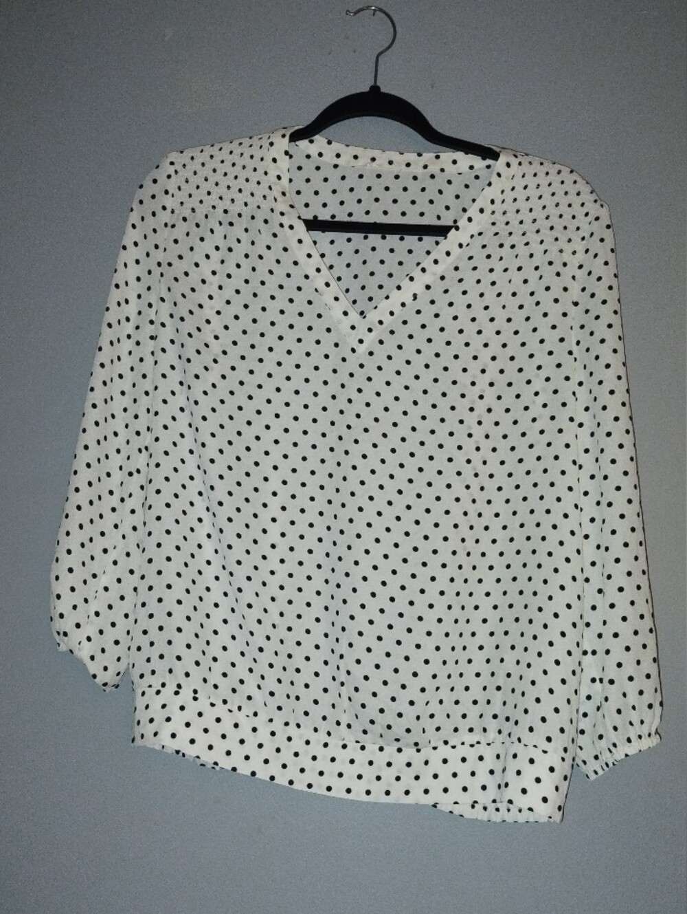 Women's White Polka Dot V‑Neck Blouse